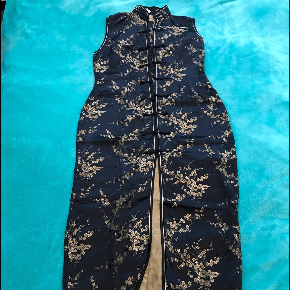 Chinese Mandarin dress